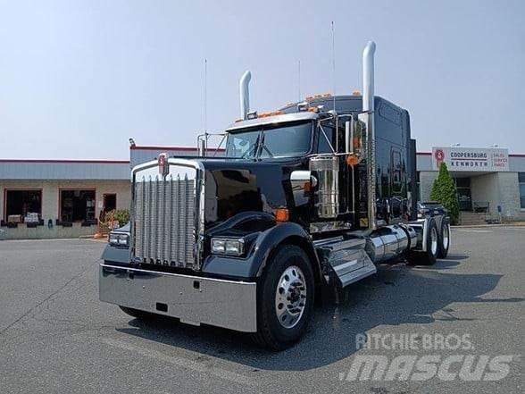 Kenworth W900L Vilcēji