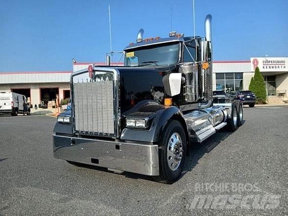 Kenworth W900L Vilcēji