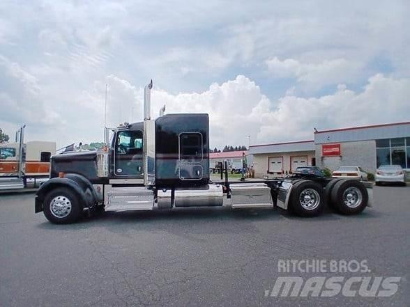 Kenworth W900L Vilcēji