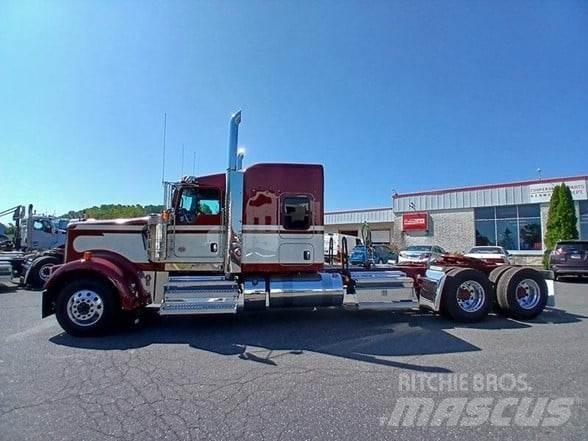 Kenworth W900L Vilcēji
