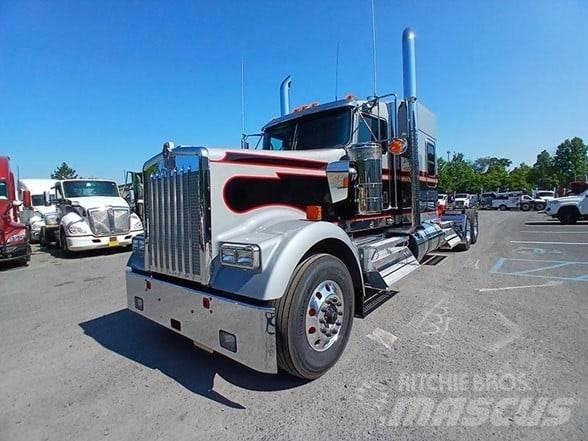 Kenworth W900L Vilcēji
