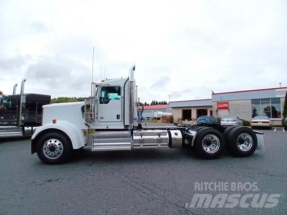 Kenworth W900L Vilcēji