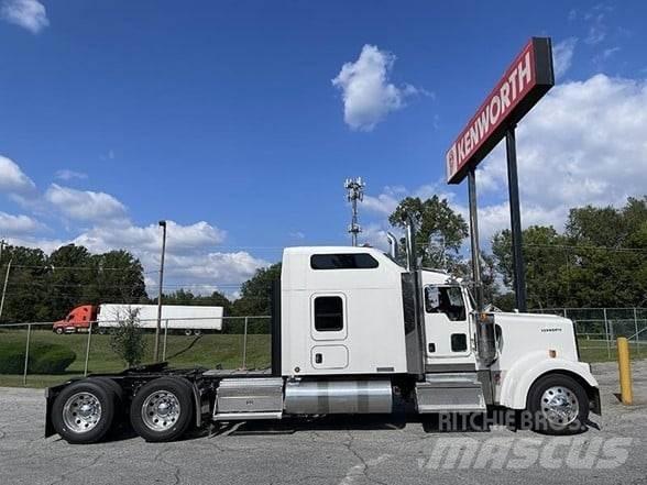 Kenworth W900L Vilcēji