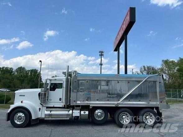 Kenworth W900L Pašizgāzējs