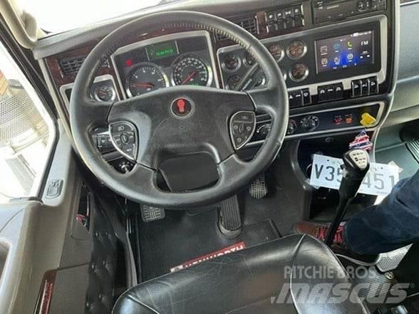 Kenworth W900L Pašizgāzējs
