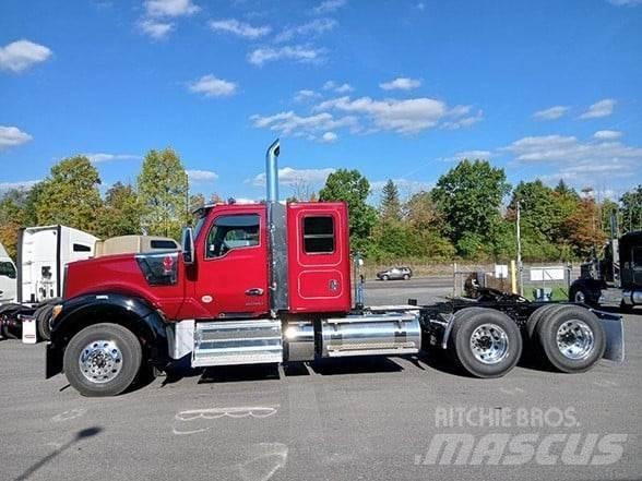 Kenworth W990 Vilcēji