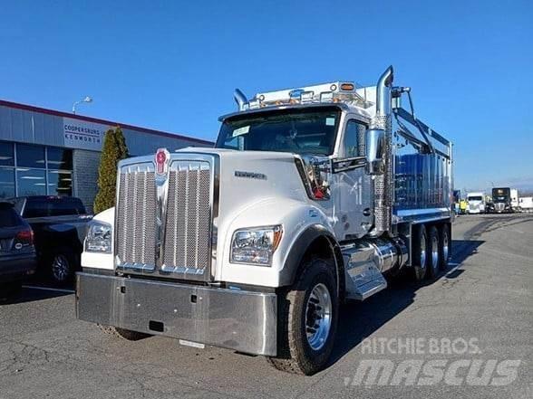 Kenworth W990 Pašizgāzējs
