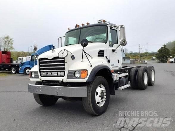 Mack GRANITE CV713 Šasija ar kabīni