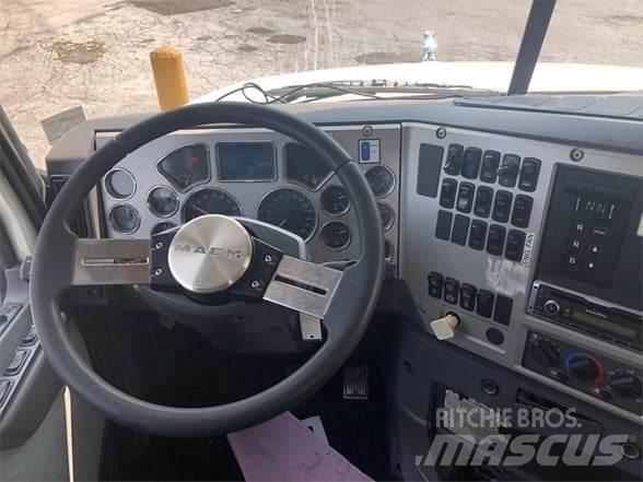Mack GRANITE GU713 Atkritumu izvešanas transports