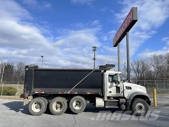 Mack GRANITE GU713 Pašizgāzējs