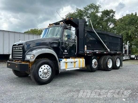 Mack GRANITE GU713 Pašizgāzējs