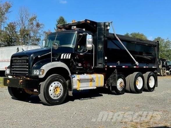 Mack GRANITE GU713 Pašizgāzējs