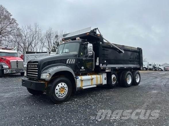 Mack GRANITE GU713 Pašizgāzējs