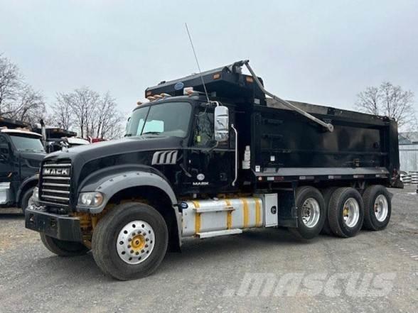Mack GRANITE GU713 Pašizgāzējs