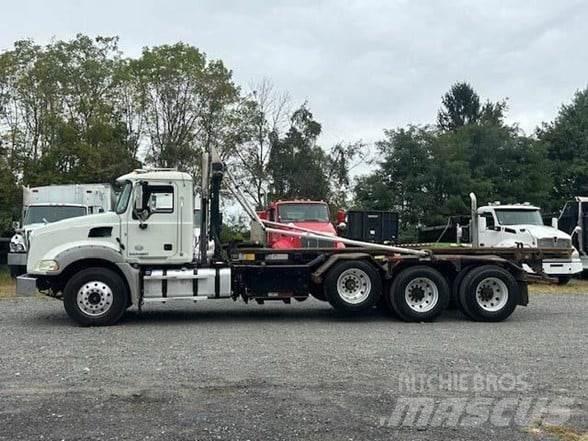 Mack GRANITE GU813 Atkritumu izvešanas transports