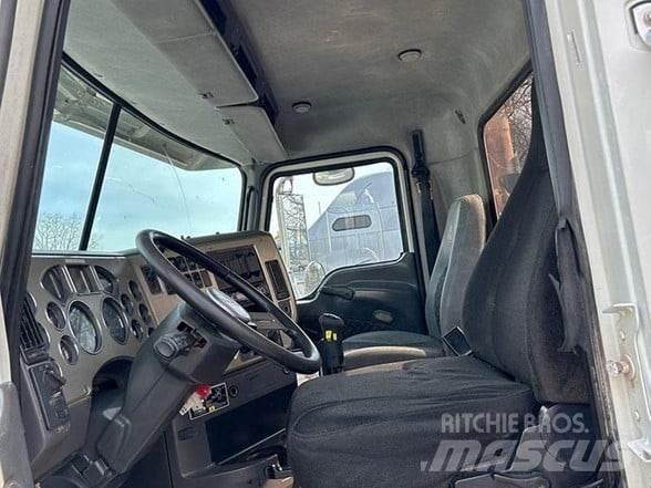 Mack PINNACLE CHU613 Vilcēji