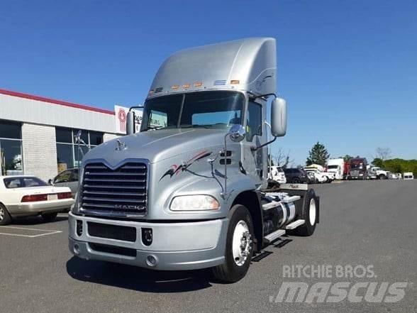 Mack PINNACLE CXU612 Vilcēji