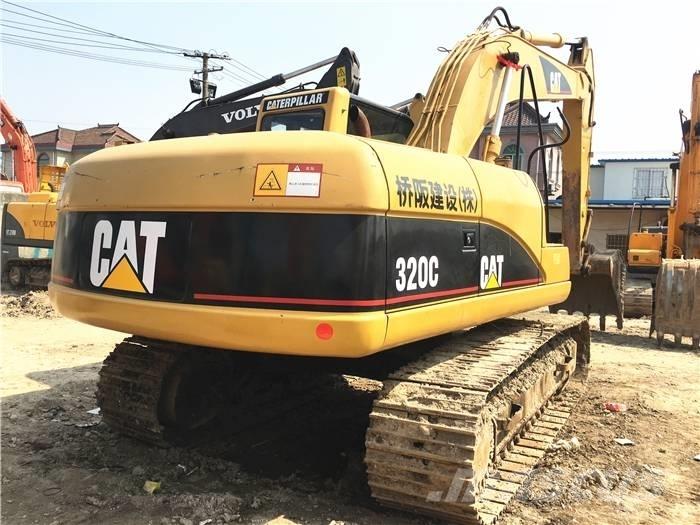 CAT 320 C Kāpurķēžu ekskavatori