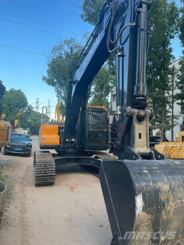 Hyundai 220HX Kāpurķēžu ekskavatori