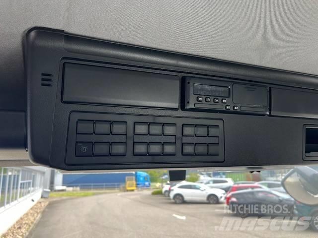 Palfinger P 300 KS Pacēlāji uz automašīnas bāzes