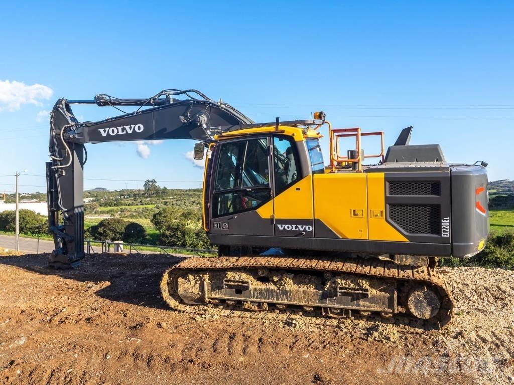 Volvo EC 220 E Kāpurķēžu ekskavatori