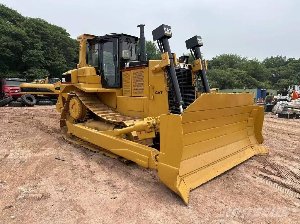 CAT D 8 R Kāpurķēžu buldozeri