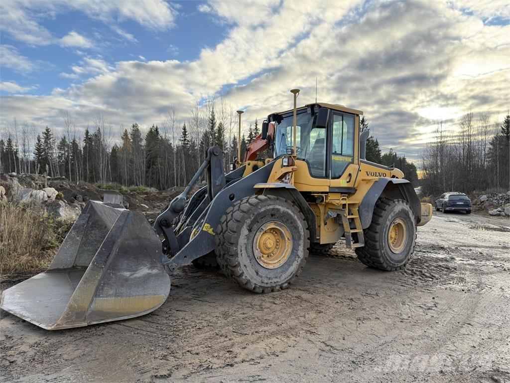 Volvo L120F Iekrāvēji uz riteņiem