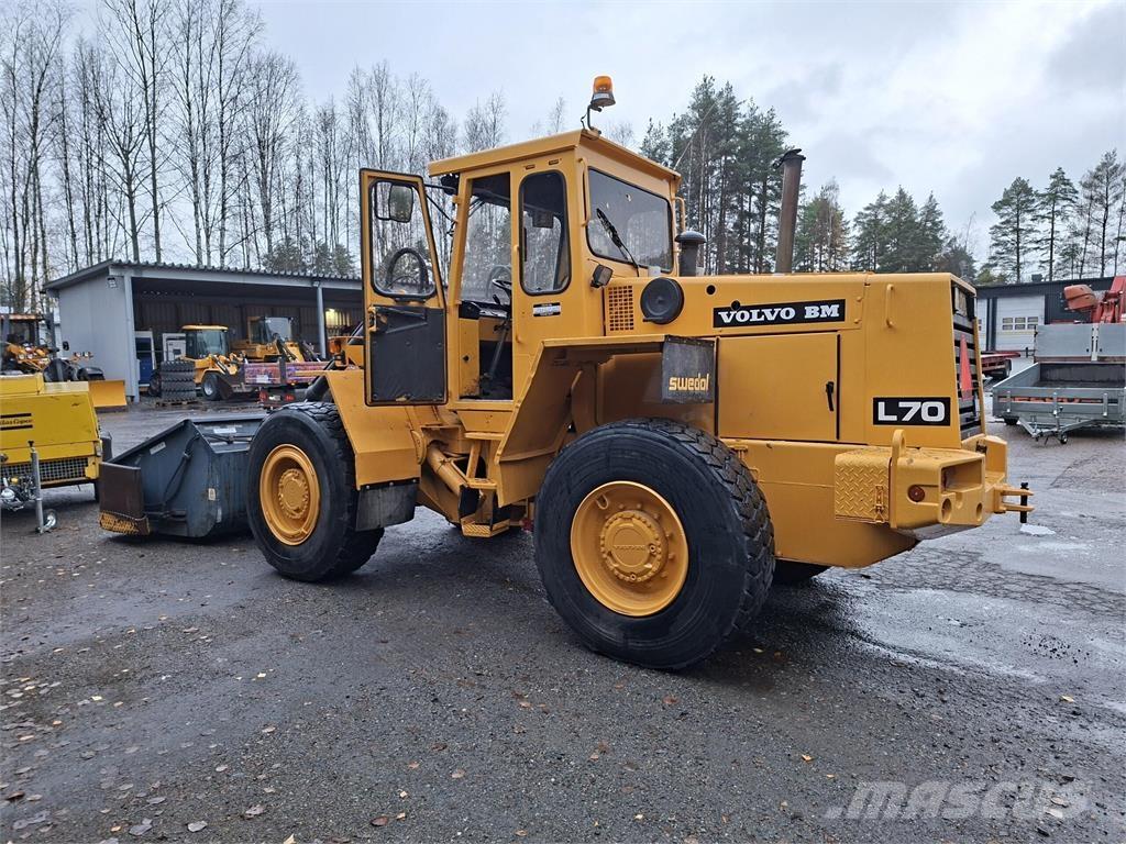 Volvo BM L70 Iekrāvēji uz riteņiem