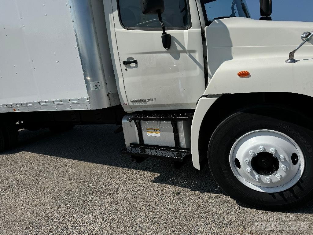 Hino 238 Furgons