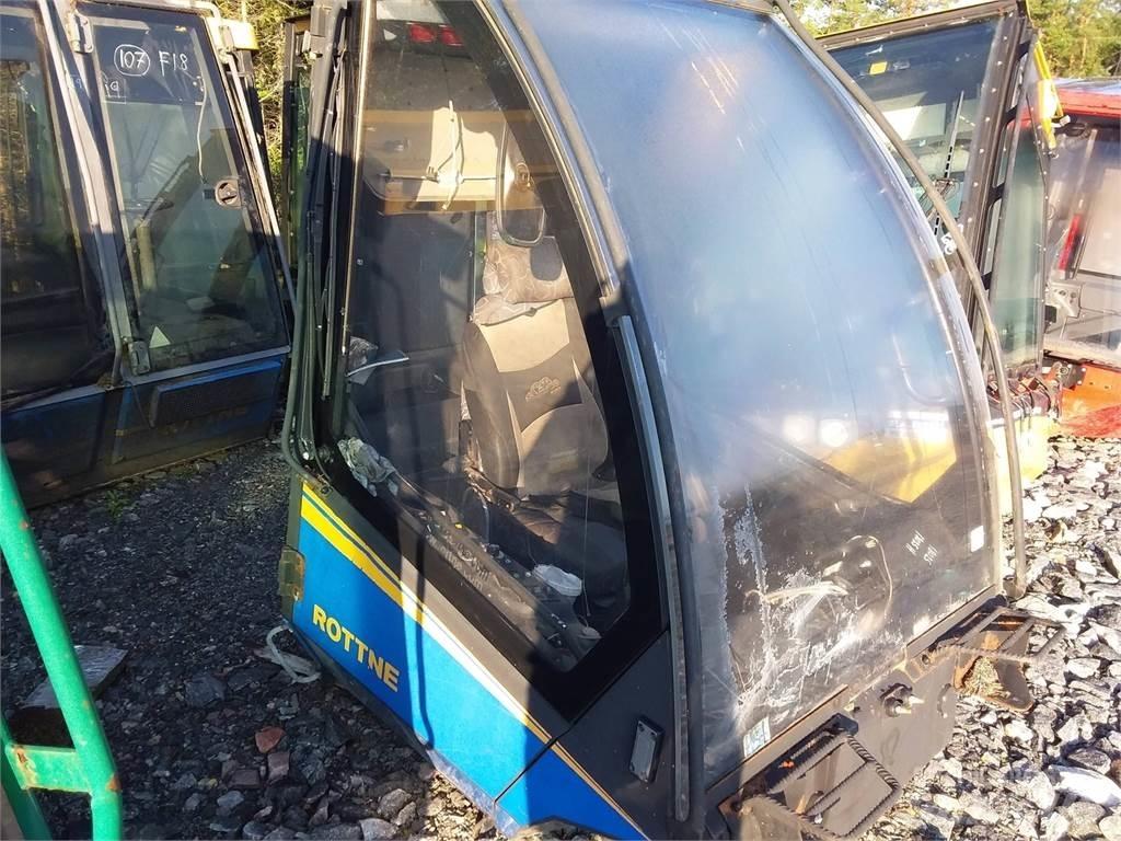 Rottne H20 Kabīnes un interjers
