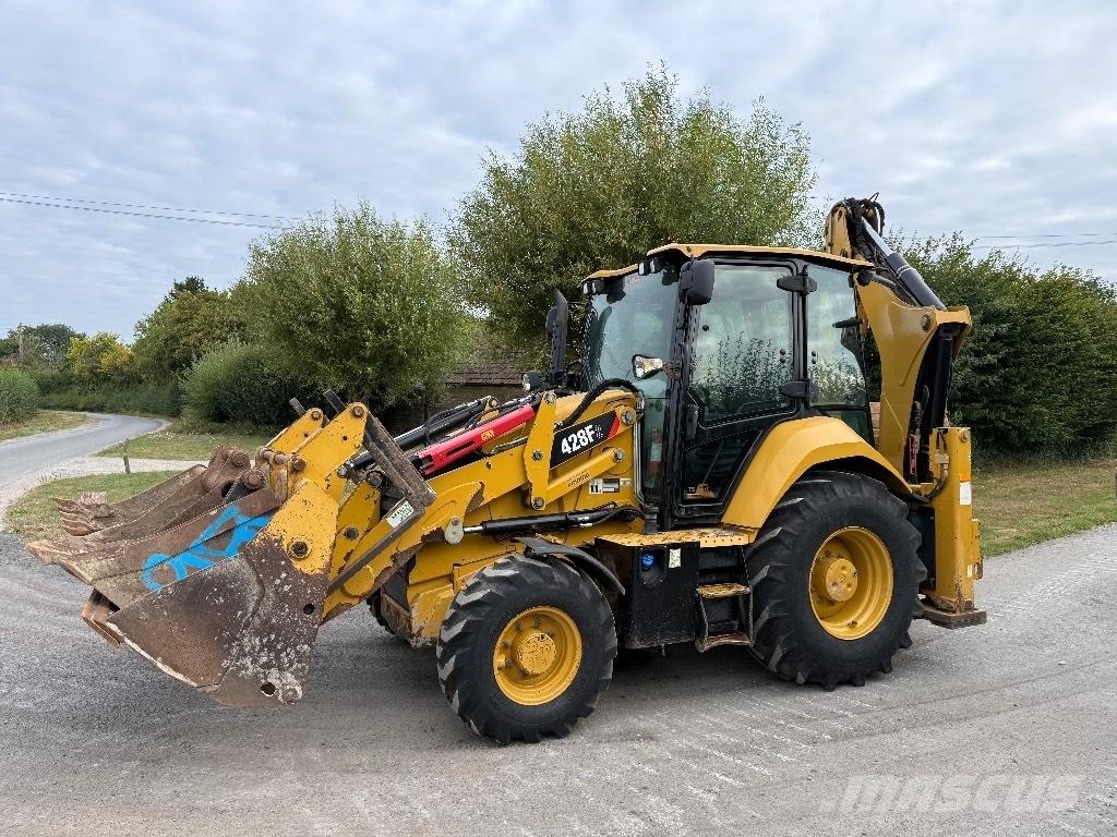CAT 428 F Ekskavatori-iekrāvēji