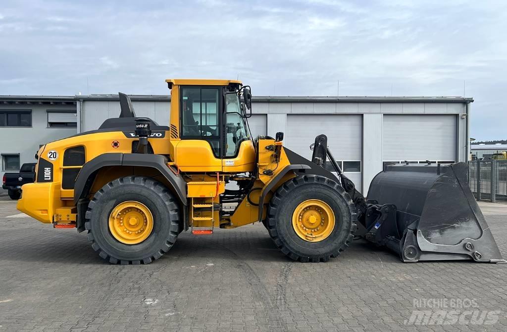 Volvo L110H - RENTAL Iekrāvēji uz riteņiem