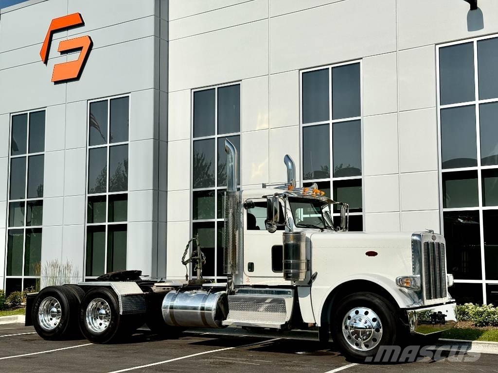 Peterbilt 389 Vilcēji