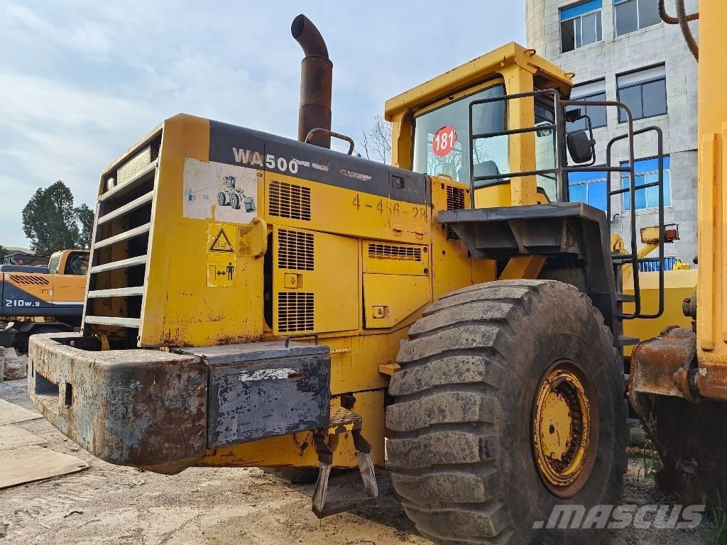 Komatsu WA 500 Iekrāvēji uz riteņiem