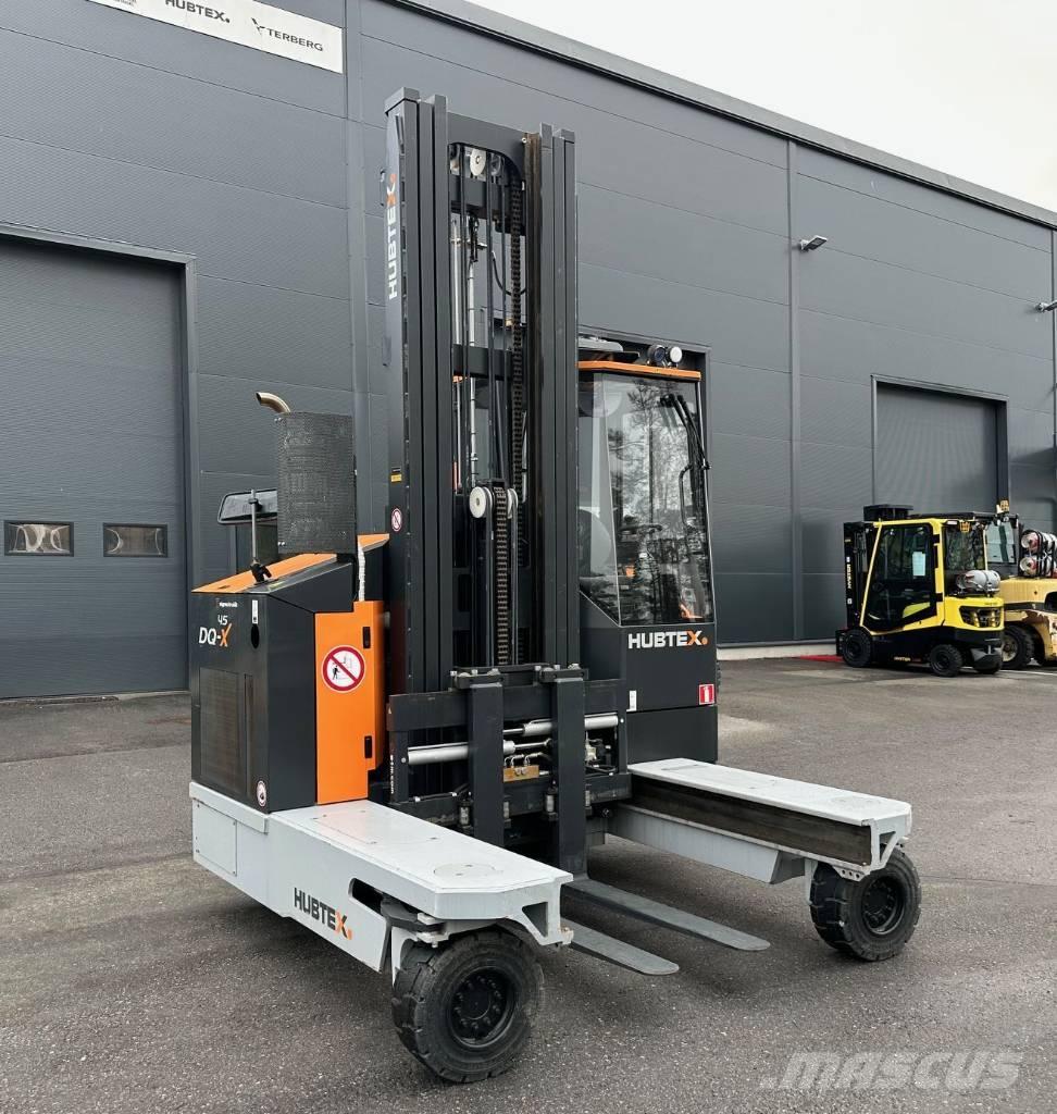 Hubtex DQX45-D Pārvadātājs iekraušanai no sāniem