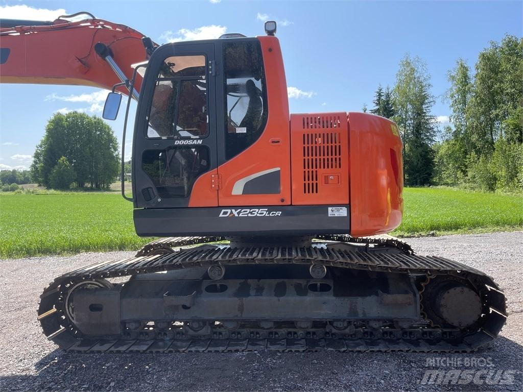 Doosan DX 235 LCR Kāpurķēžu ekskavatori