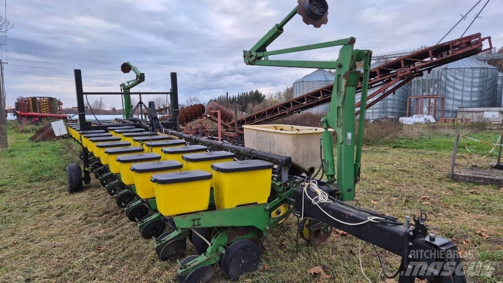 John Deere 1760 Stādāmās mašīnas