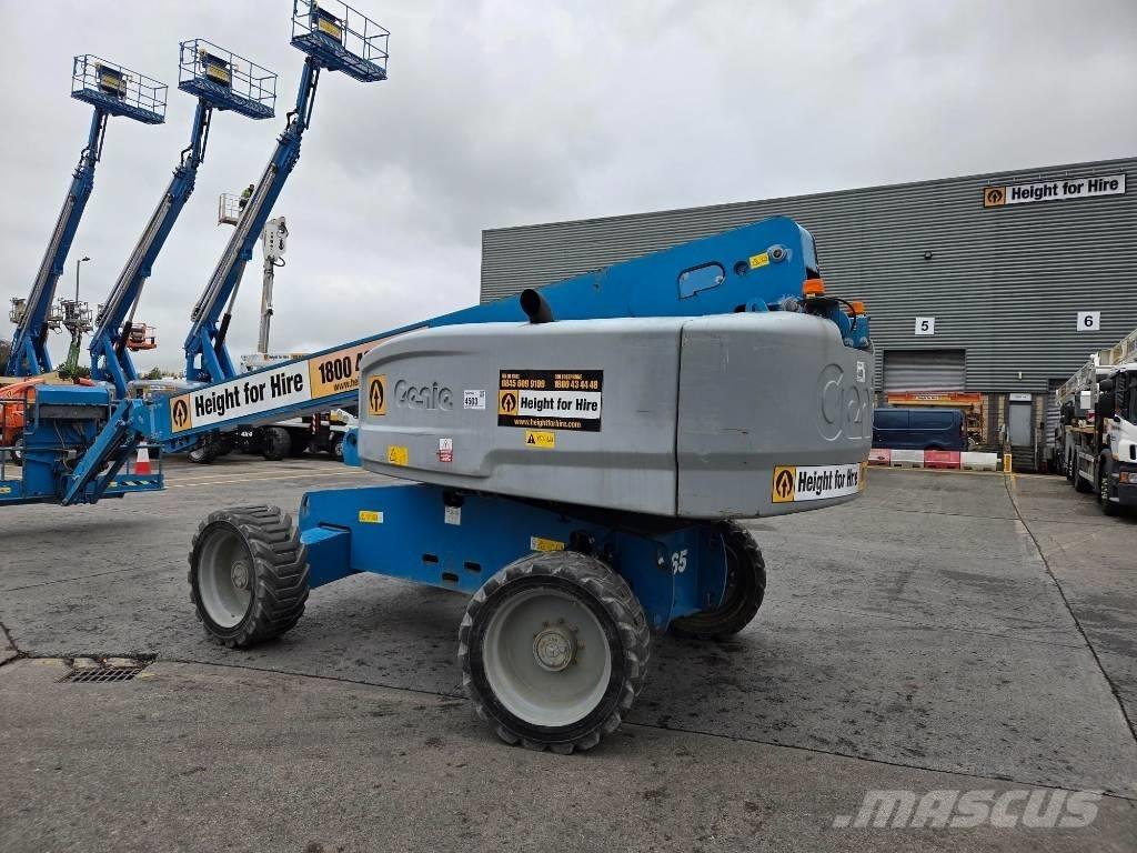 Genie S 65 Teleskopiskie pacēlāji