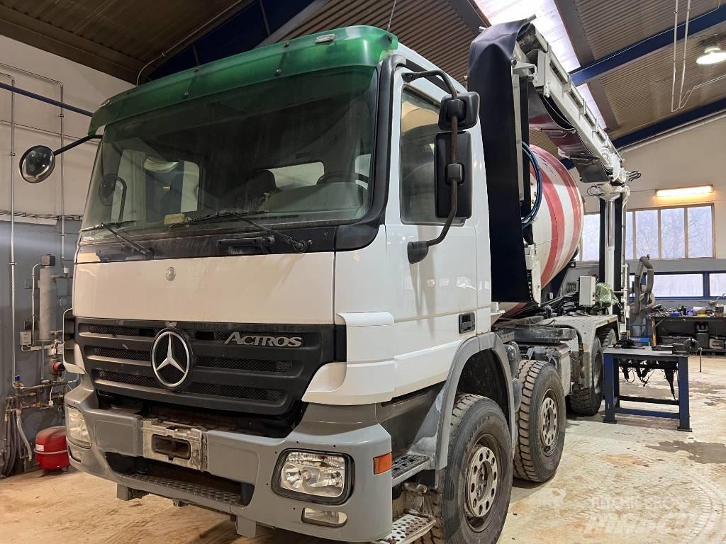 Mercedes-Benz 3244 Betonvedēji