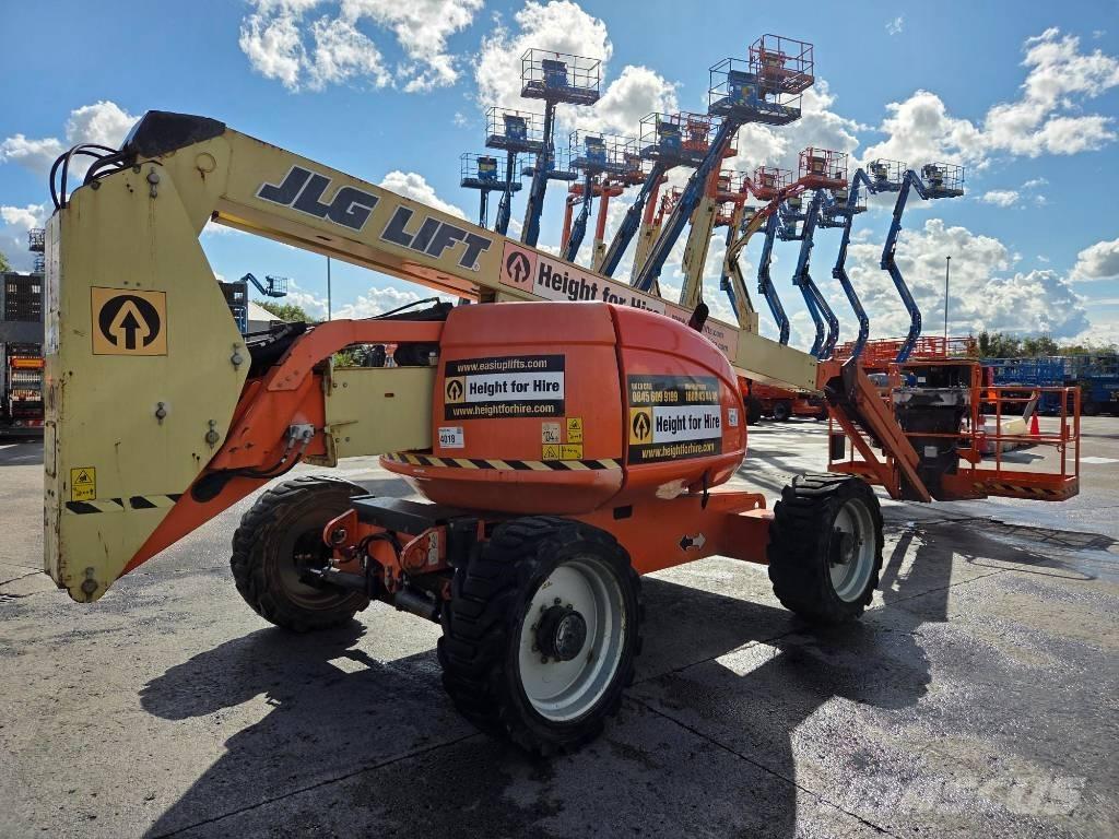 JLG 600 AJ Strēles pacēlāji