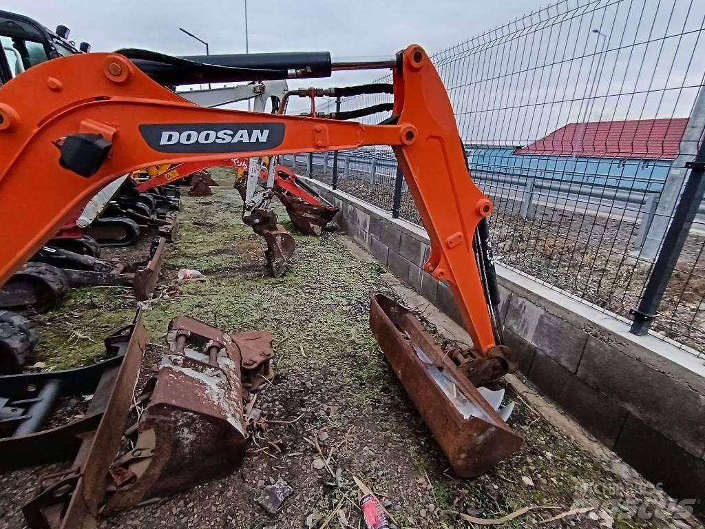 Doosan DX 19 Mini ekskavatori < 7 t