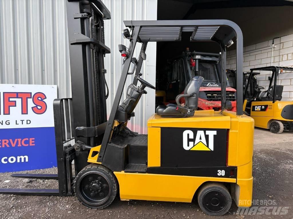 CAT EP 30 K Elektriskie iekrāvēji