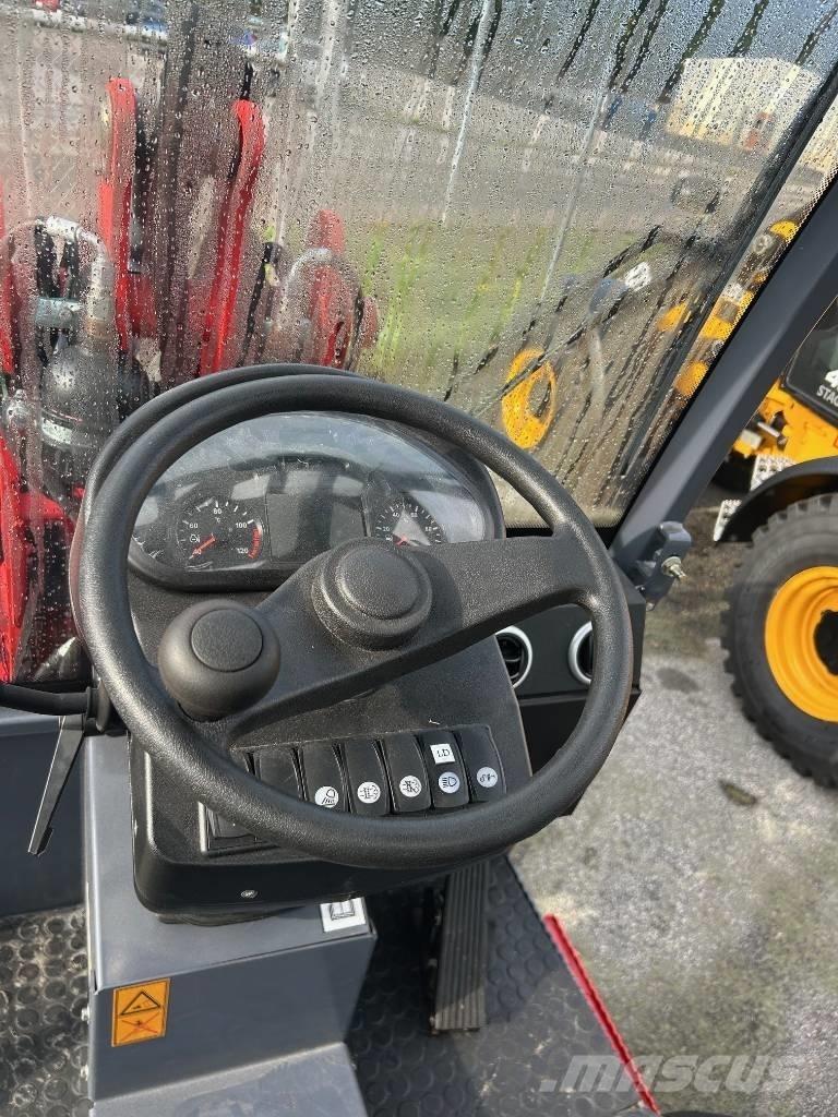 Flexitrac 1248 Cab Multifunkcionālie iekrāvēji