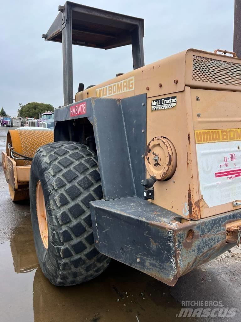 Bomag BW212D-2 Vienvalča grunts veltņi