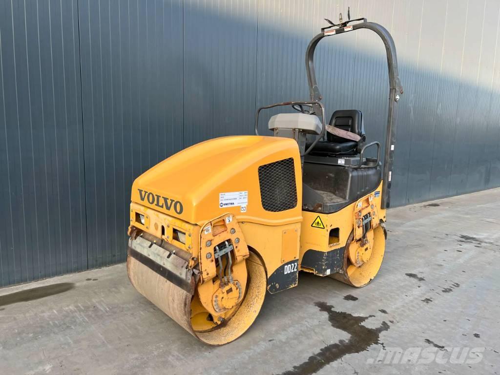 Volvo DD22 Divvalču grunts veltņi