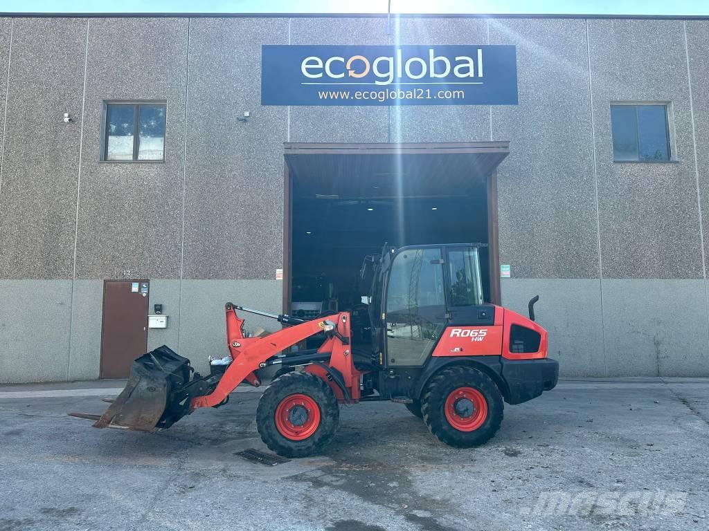 Kubota R 065 Iekrāvēji uz riteņiem