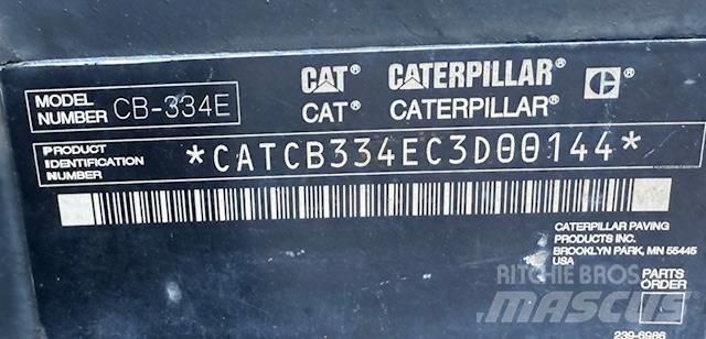 CAT CB 334 E XW Divvalču grunts veltņi