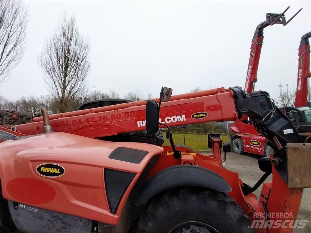 Manitou MT1440 Teleskopiskie manipulatori