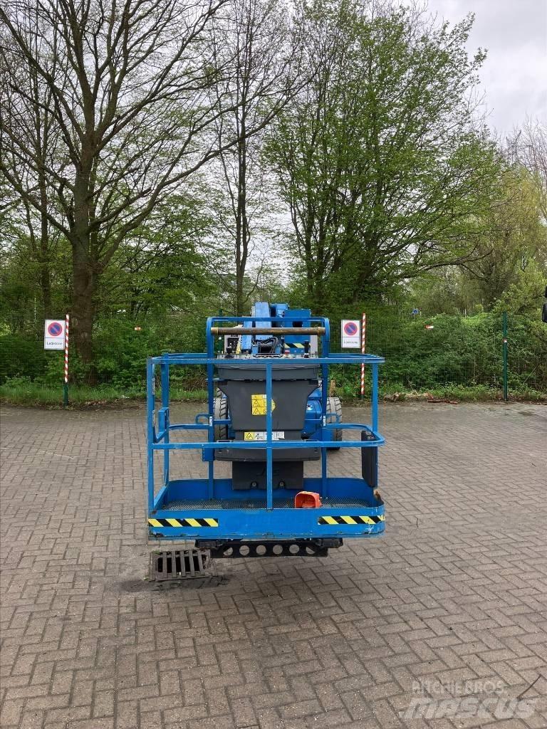 JLG E 450 AJ Strēles pacēlāji