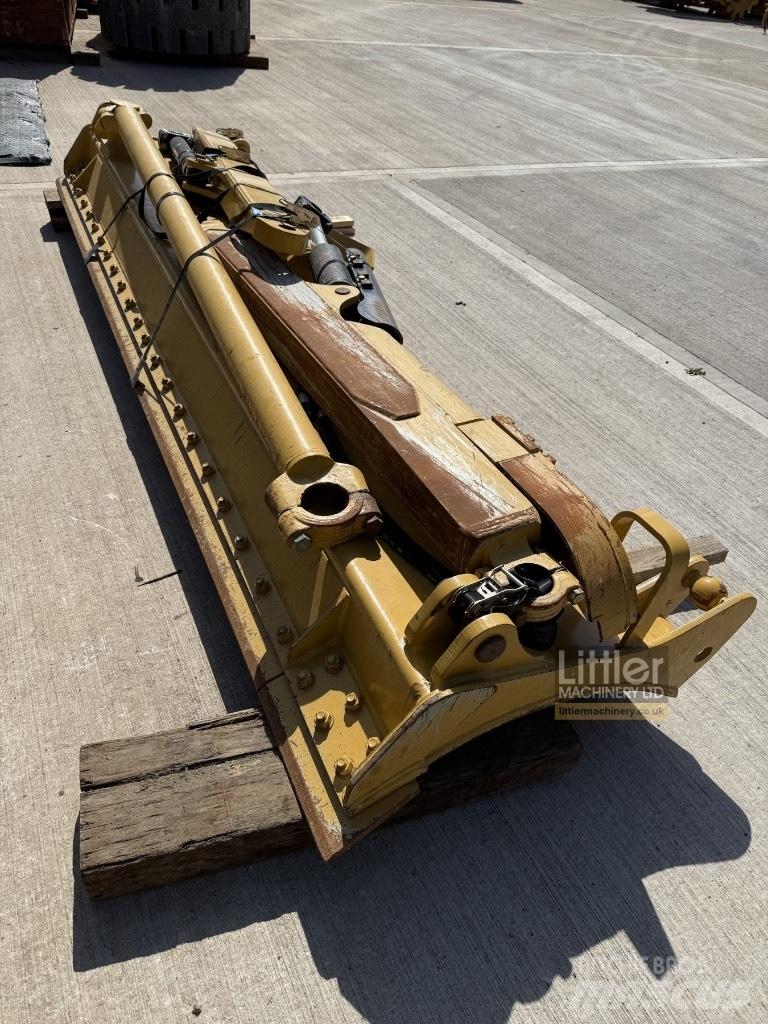 CAT 815 Augsnes blīvētāji